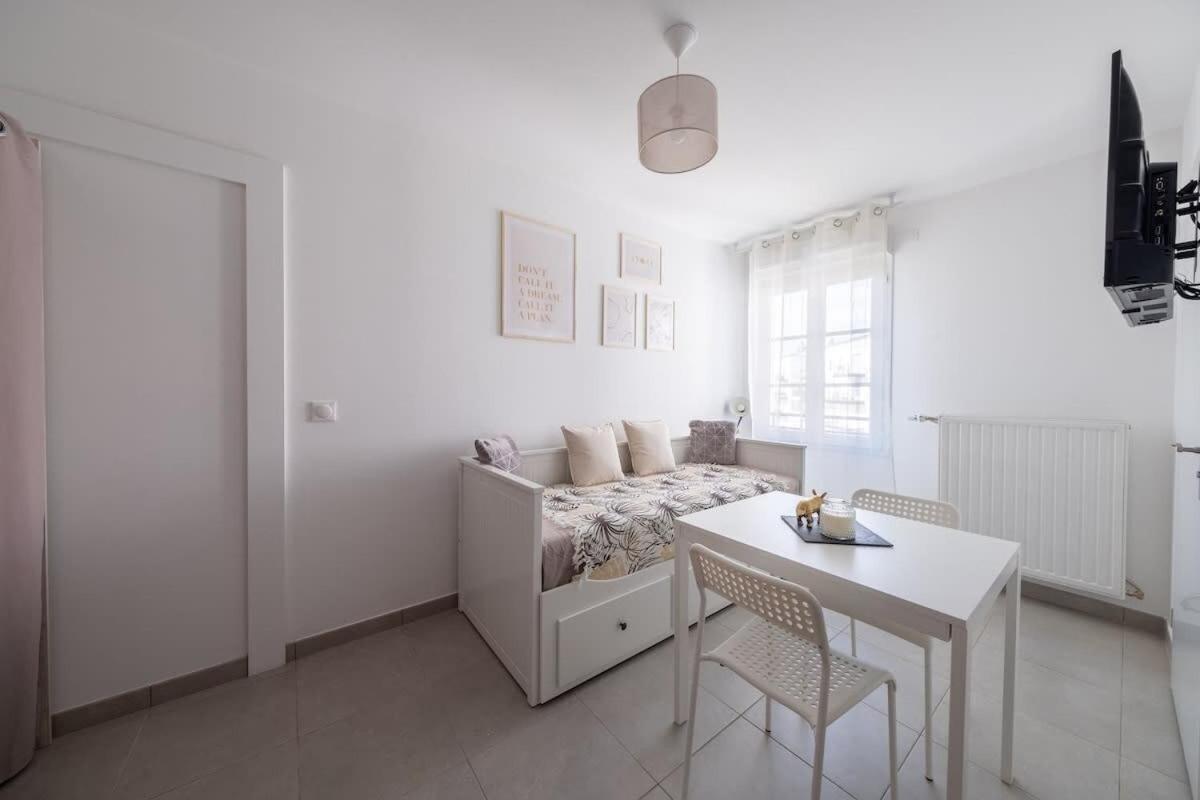 S5 Disney Studio Appartement Cosy Serris Bagian luar foto